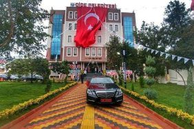 cide-belediyesi-yeni-hizmet-binasinin-acilisini-yapti