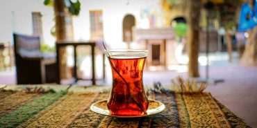 cayda-kafein-var-midir-yesil-cay-ve-siyah-cay-kafein-miktarlari