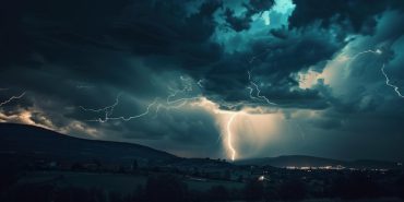 storm-lightning-bolts-bad-weather-forecast-climate-change_407474-25528