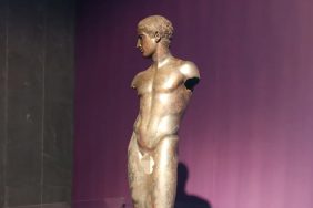 bronz-atlet-heykeli-2
