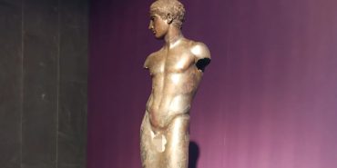 bronz-atlet-heykeli-2