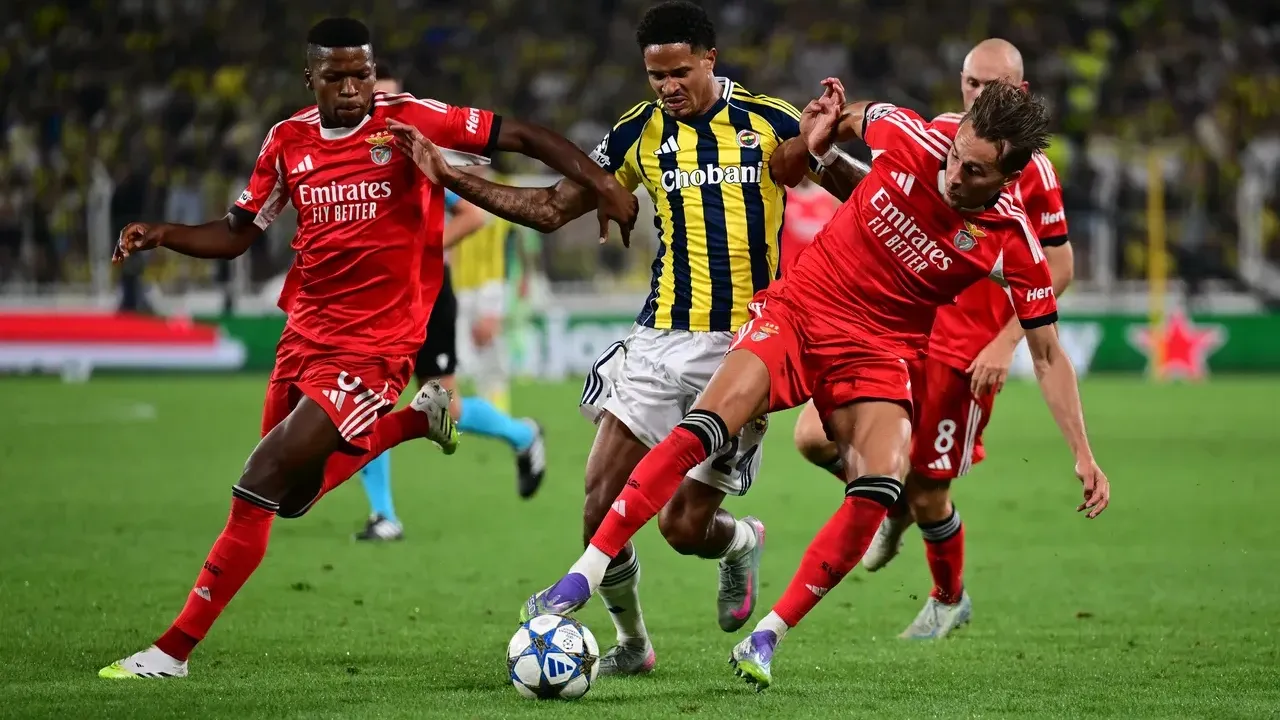 fenerbahce-benficayi-elerse-elenirse-ne-olacak-fenerbahce-tur-atlarsa-ne-olur-3244472-202508270956-3