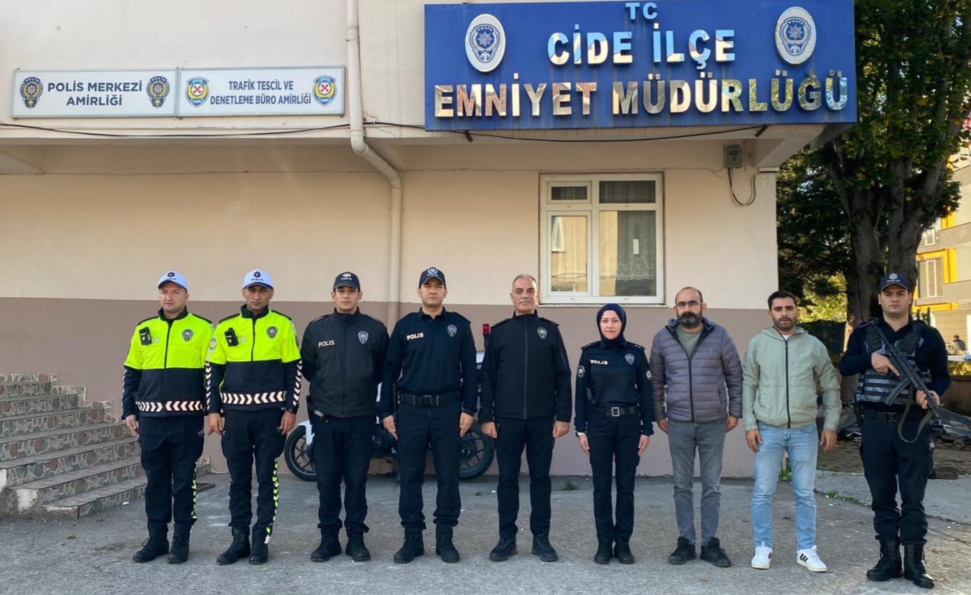İl Emniyet Müdürü Tamer Taş, Cide İlçe Emniyet Müdürlüğü’nü ziyaret