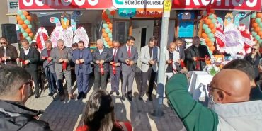 Screenshot_20251206_002922_Facebook