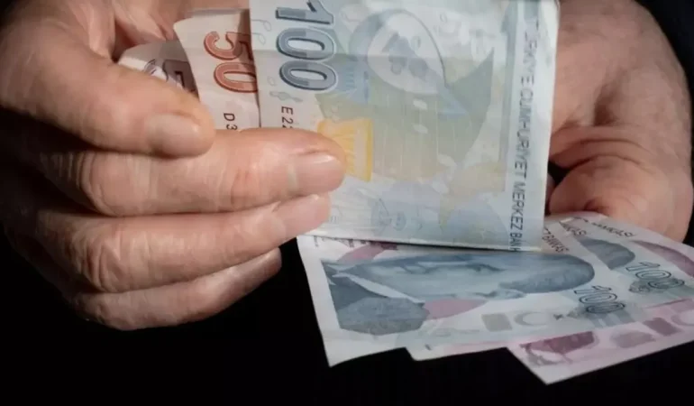 ekonomi-yonetimi-en-dusuk-emekli-ayligi-icin-bu-19432261-1406-amp